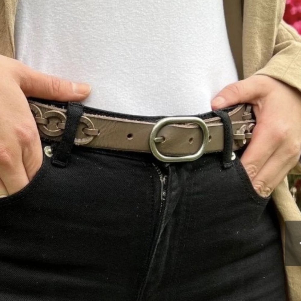 Amsterdam Heritage "Anisa" Skinny Leather Belt - Size S - Picture 15 of 16